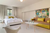 Plaka Heart Hotels in Plaka