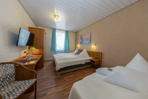 Landhotel Zum Niestetal Hotels in Staufenberg