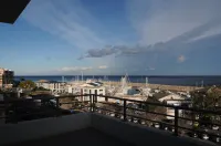 Hotel Port Toga - Ocean View