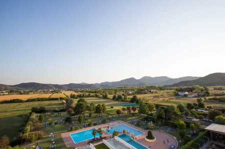 Hotel Terme Leonardo Отели в г. Чинто-Эуганео