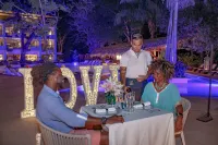 Azura Beach Resort - All Inclusive - Adults Only - Breakfast
