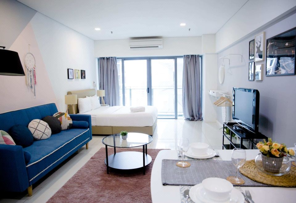 Summer Suites by Plush Images