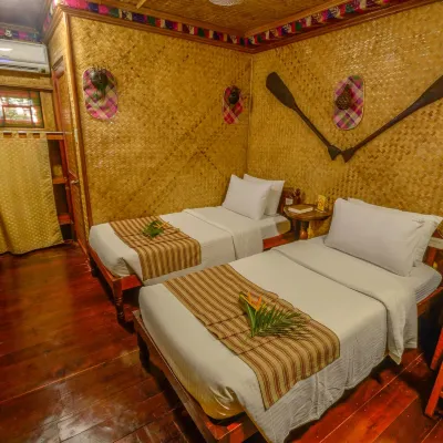 Puerto Pension Inn Отели рядом с достопримечательностью «Собор Непорочного Зачатия»