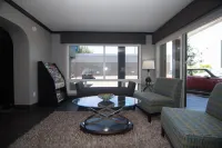 이스트사이드 로지