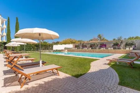 Victoria Palace Hotel & Zen Wellness Отели рядом с достопримечательностью «Gallipoli 1° accesso libero al Mare»