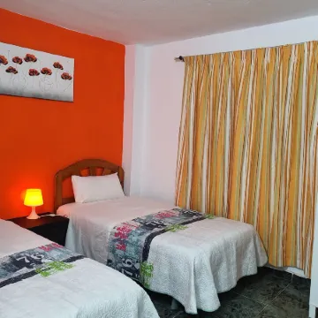 Low Cost Room Plaza de Hierro III