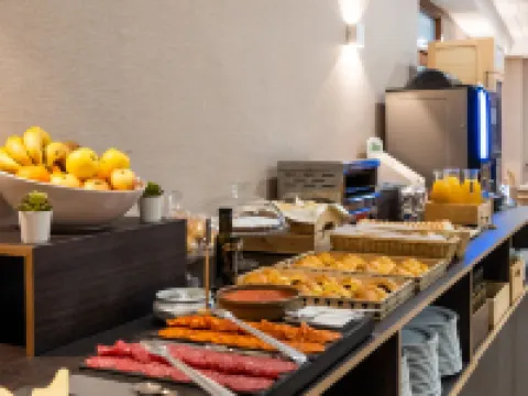 Hotel Ciudad de Compostela Hôtels à : Saint-Jacques-de-Compostelle