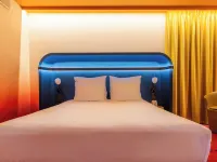 Hotel Mercure Warszawa Centrum Hoteles cerca de Plaza Defilad