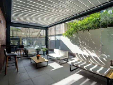 Caro Apartments & Rooms Hotels in Odesos