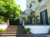 聖詹納瑞埃羅別墅民宿 波蒂奇酒店