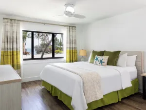 La Siesta Resort & Villas
