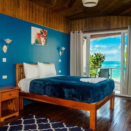 Xye   Resort