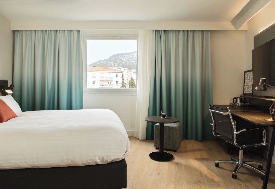 Holiday Inn Toulon City CentreOver view