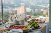 Aparta Suites Torre Poblado
