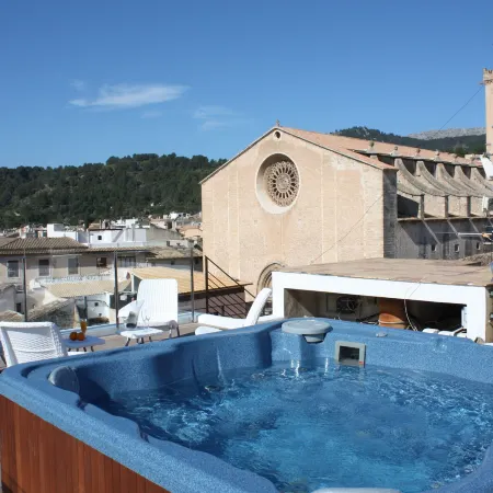 Juma Historic Hotel