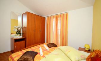 Apartments Pero - Housity
