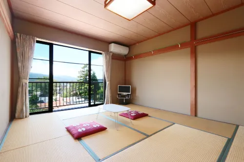 New Fukujuso - parkir