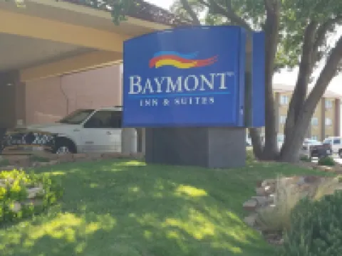 Baymont by Wyndham Midland Airport Hotels in Midland