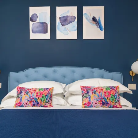 Regina Vittoria Relais EcoSmart Luxury Home Spa - de Vivo Realty