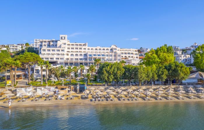 Azka Hotel