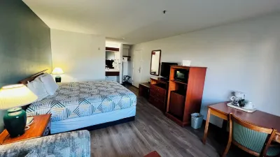 Studio 6 Suites Portland, or Downtown Ohsu Hôtels à : Lake Oswego