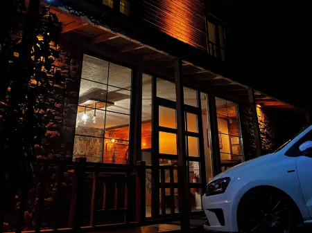 Yaylamisun Suit Otel Отели в г. Camlihemsin