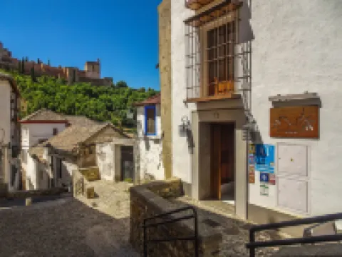 Apartamentos Alhambra