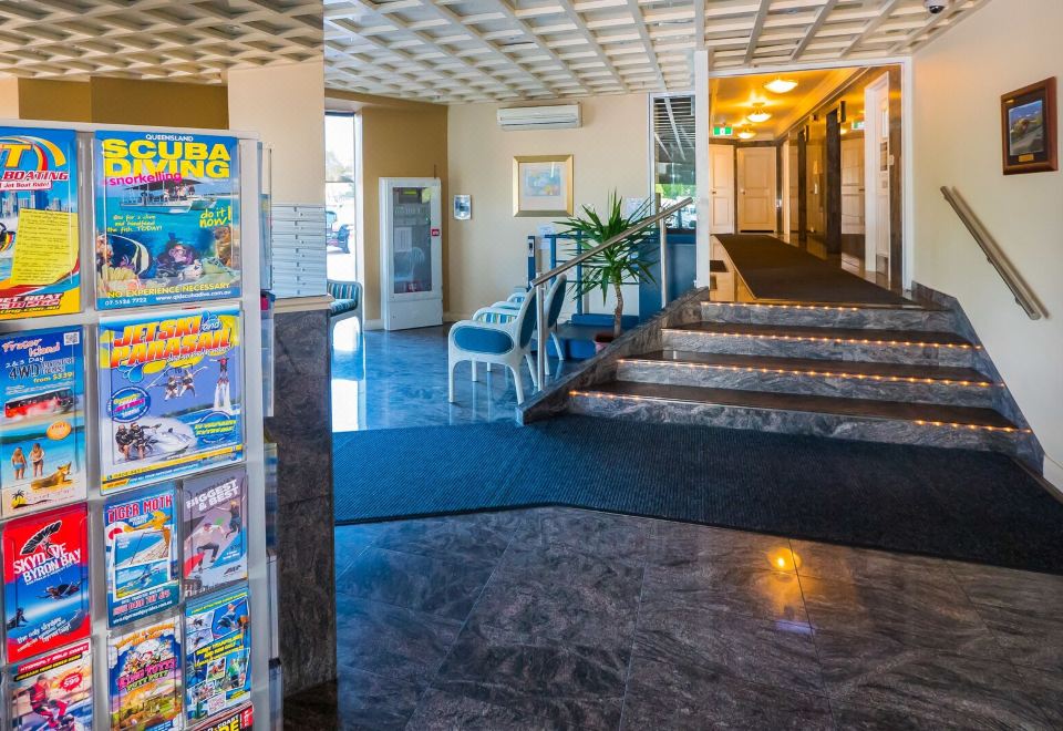 Burleigh Surf Over view