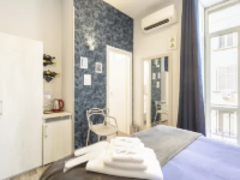 スカラマンティコ ルームズ ナポリのホテル