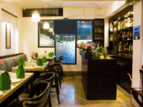 Regenta Place the Emerald