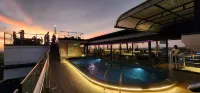 Hotel Arcadia - piscina
