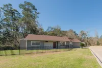 The Stagecoach Inn of Woodville