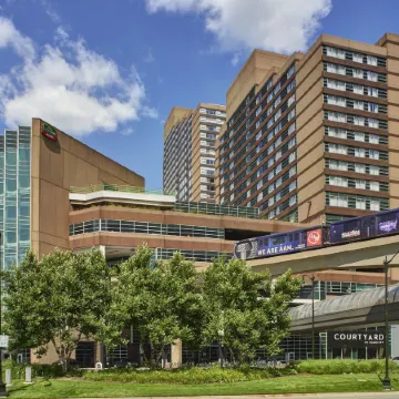 Courtyard Detroit Downtown Отели рядом с достопримечательностью «Симфонический оркестр Детройта»