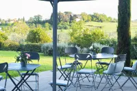 Cantagrillo Boutique Resort Hotels in San Baronto