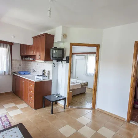 Mevsim Otel