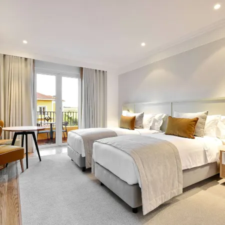 Dolce by Wyndham CampoReal Lisboa