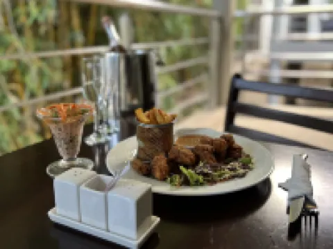 Lotus by Serendib โรงแรมในบลันไทร์