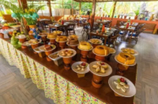 Pousada Praia Das Ondas - Pé na Areia