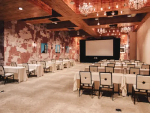 Whitney Peak Hotel Reno, Tapestry Collection by Hilton リノのホテル