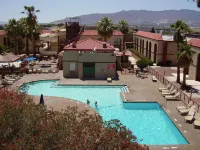 Wyndham El Paso Airport Hotel and Water Park - piscina
