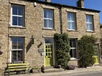 Milton House Studio Apartments Askrigg Hotels in Leyburn