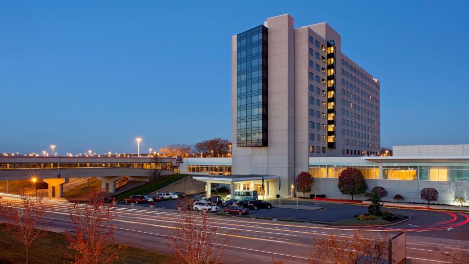 Hyatt Regency Pittsburgh Intl Airport