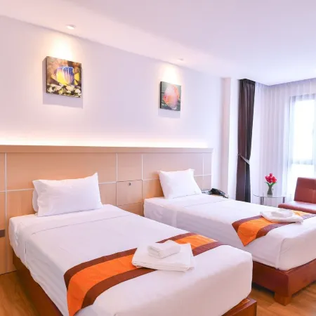 Marlin Hotel Отели рядом с достопримечательностью «Парк «Кхун Тхале»»