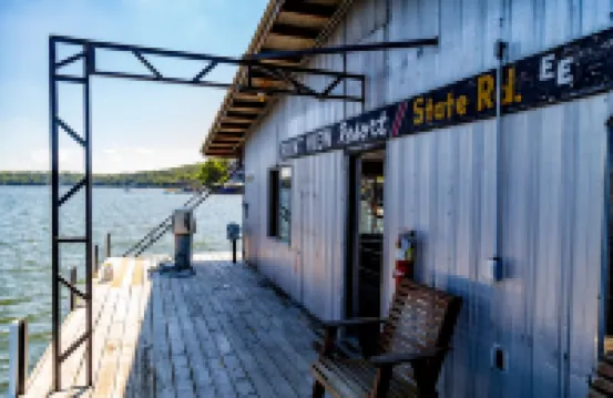 ポイント ビュー リゾート のホテル