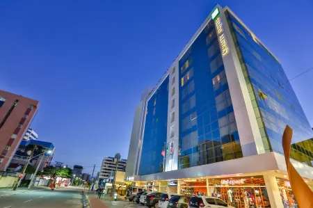 Quality Suítes João Pessoa Отели рядом с достопримечательностью «Trans-Amazonian Highway»