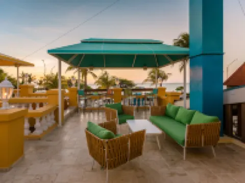 阿姆斯特丹莊園海灘度假村 鷹海灘酒店