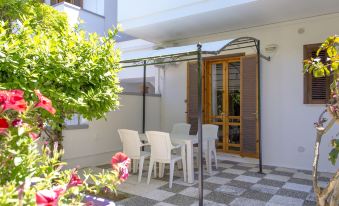 Residence Borgo Latino- Localo