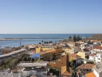 Liiiving in Porto | Sea & River View Hotels in Foz do Douro