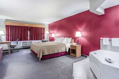 Rodeway Inn Hotels near Chisholm Trail Center