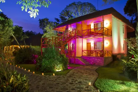 Hotel Villas Chicanna Отели в г. Калакмуль